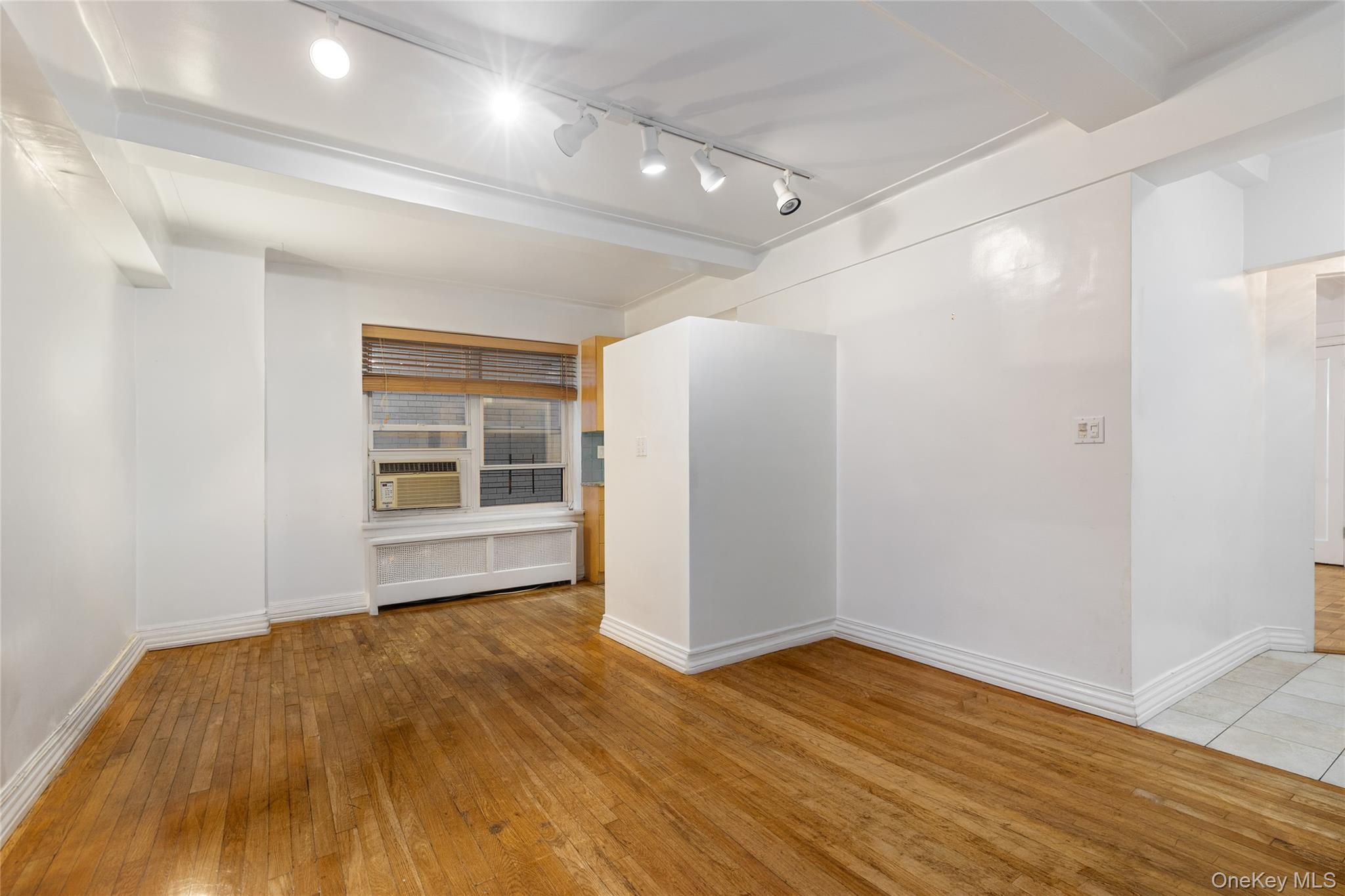 227 E 57th Street, Unit 3DEF photo 4