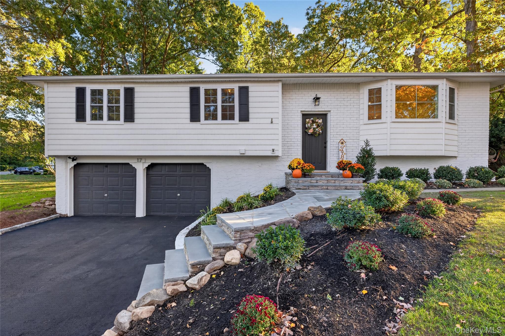 17 Peacock Lane – For Sale