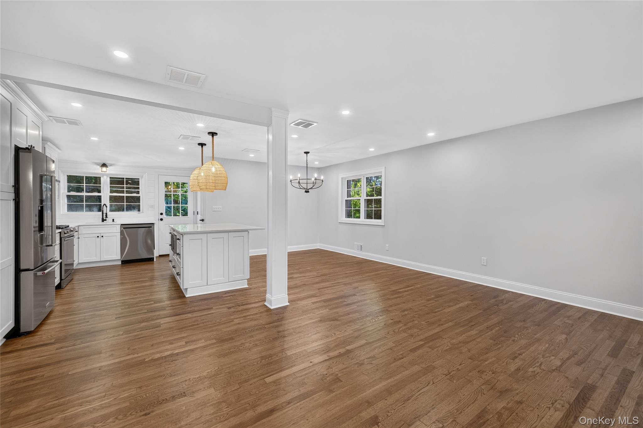 17 Peacock Lane – For Sale photo 7
