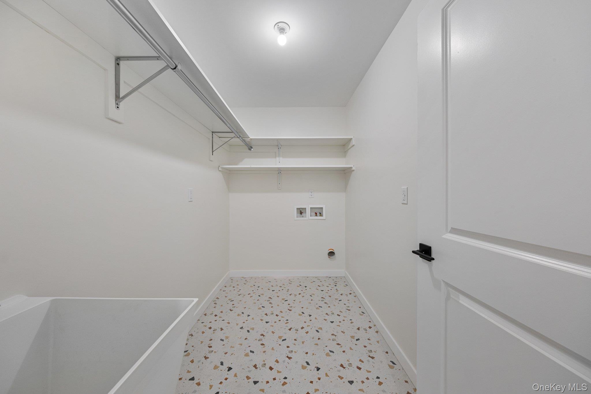 470 W Central Avenue, Unit 205 photo 42