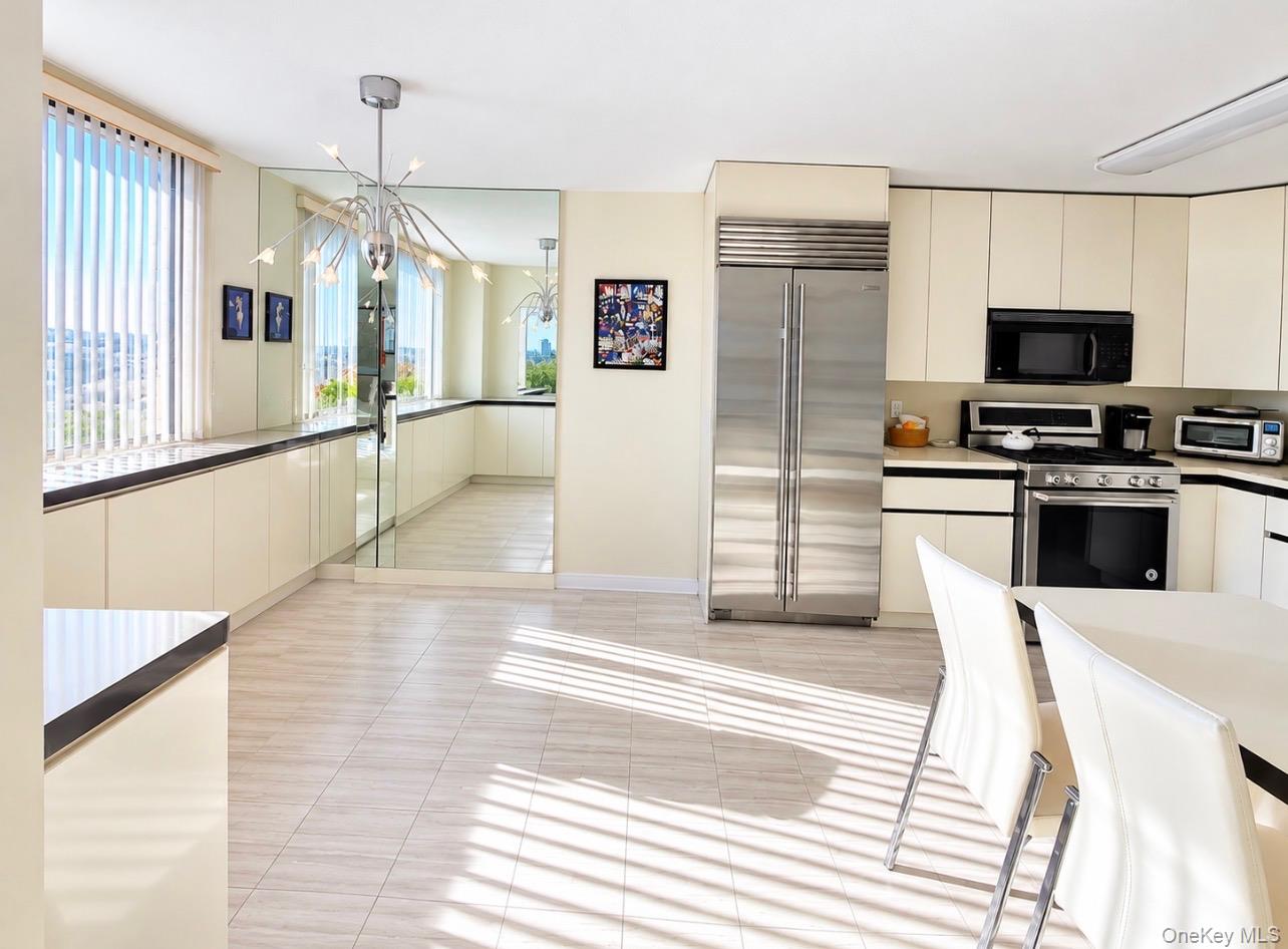 1 Bay Club Drive, Unit 11R photo 9