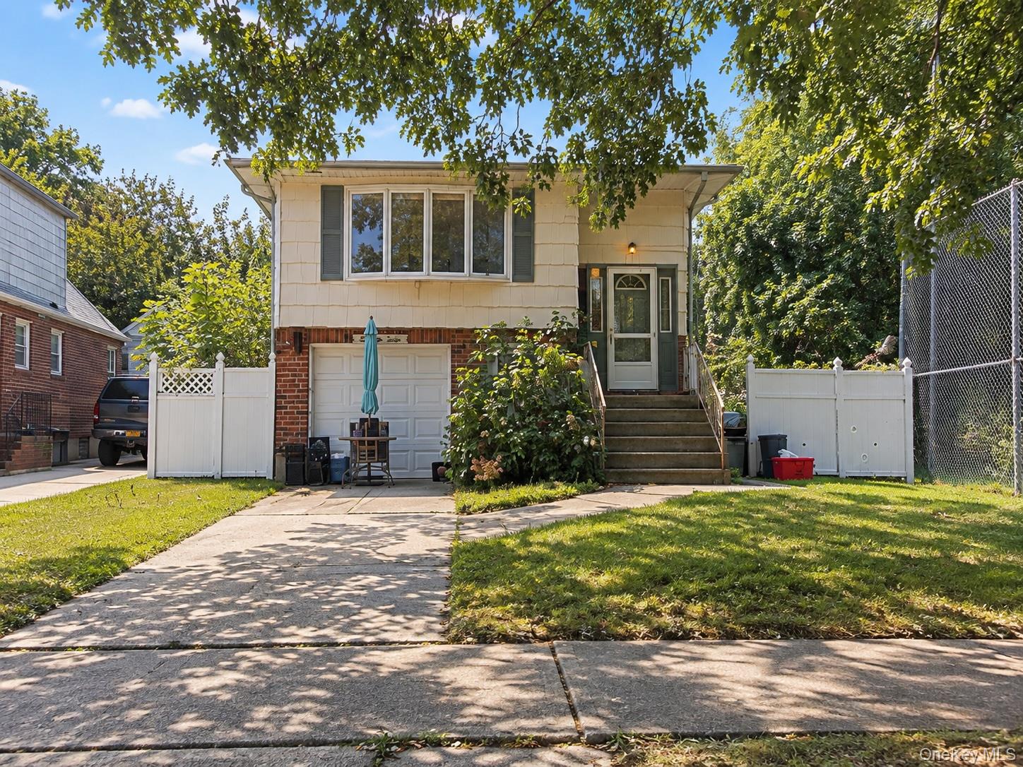 267 Crest Avenue – For Sale