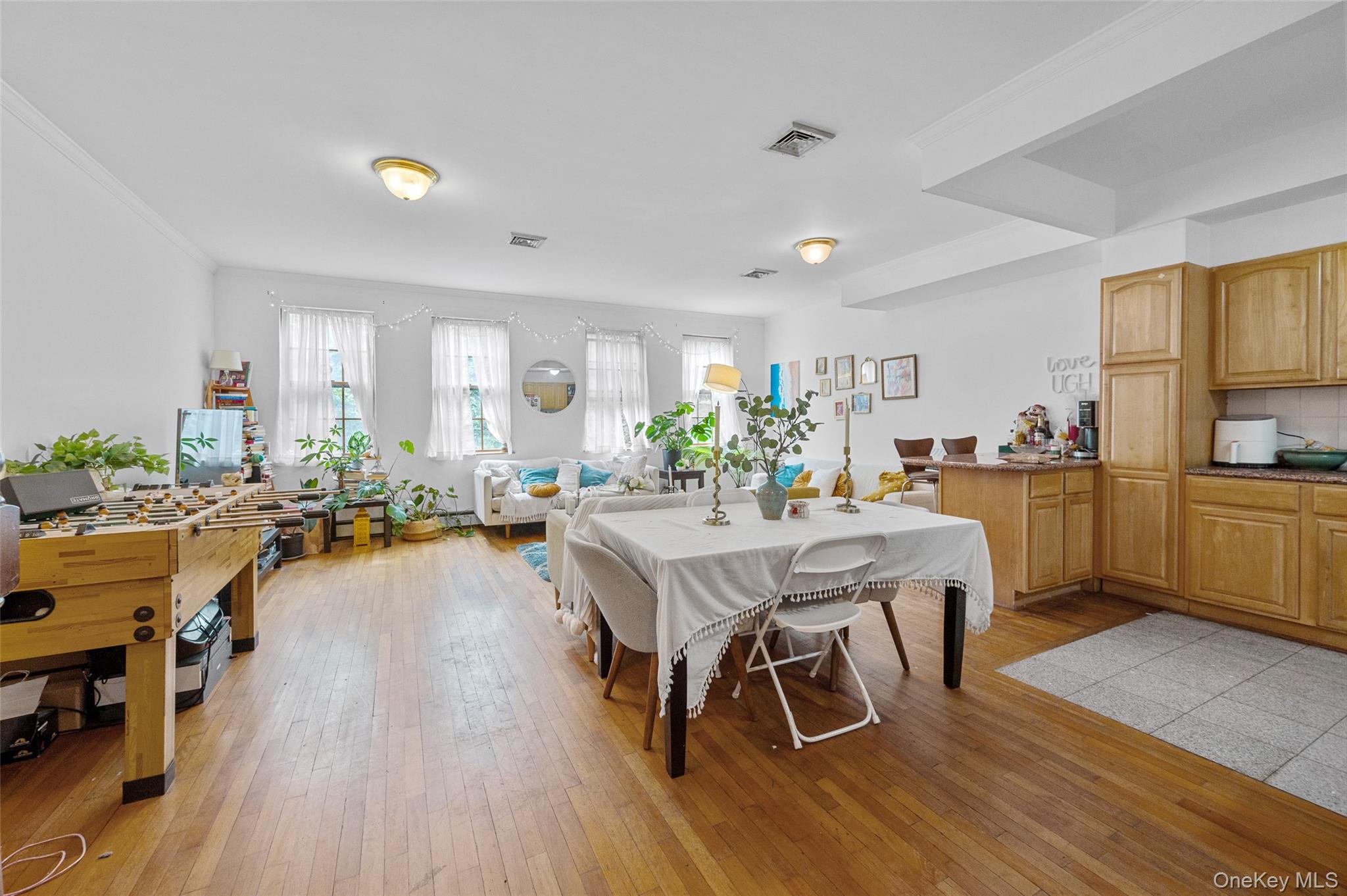 15 Evans Street – For Sale photo 3