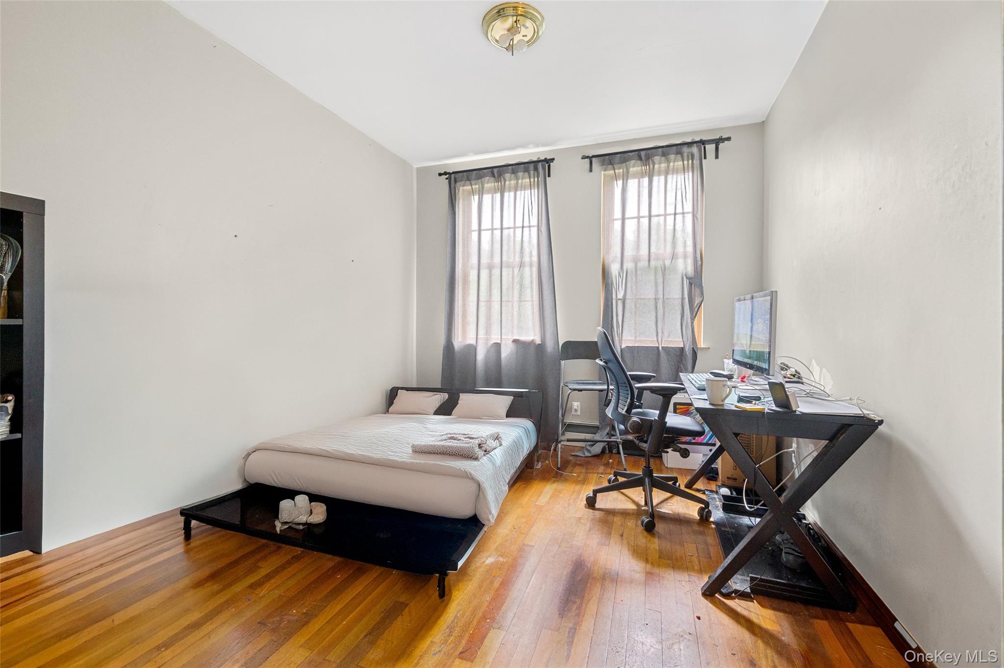 15 Evans Street – For Sale photo 6