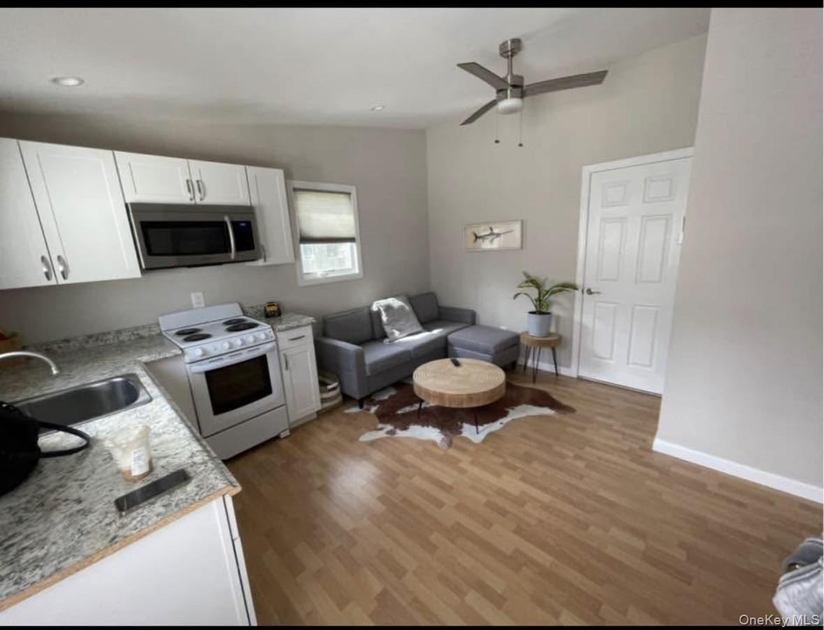 8 Martha Lane – For Rent photo 2