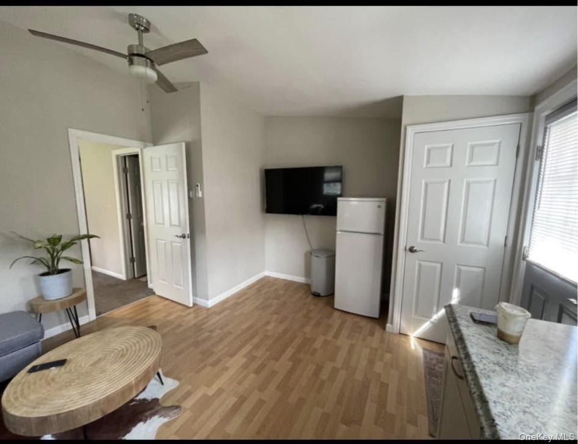 8 Martha Lane – For Rent