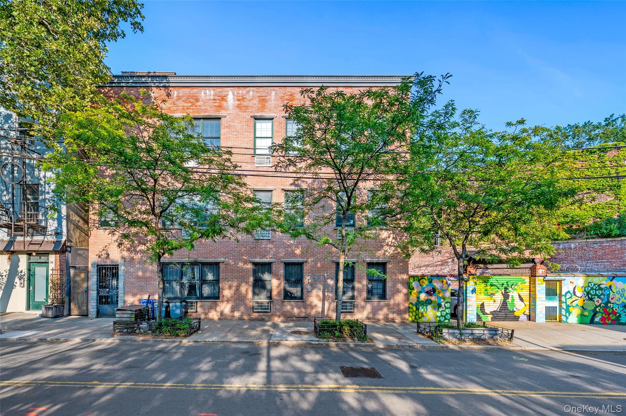 91 Hudson Avenue – For Sale