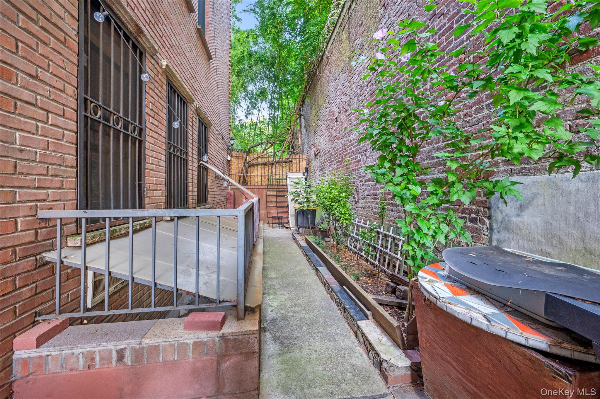 91 Hudson Avenue – For Sale photo 23