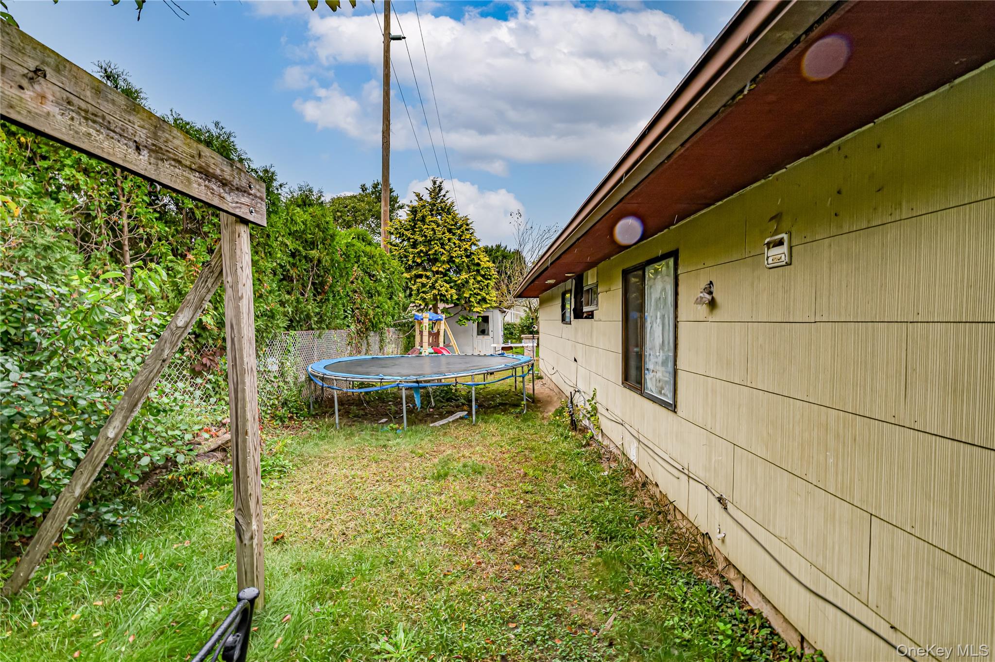 8 Marie Crescent – For Sale photo 4