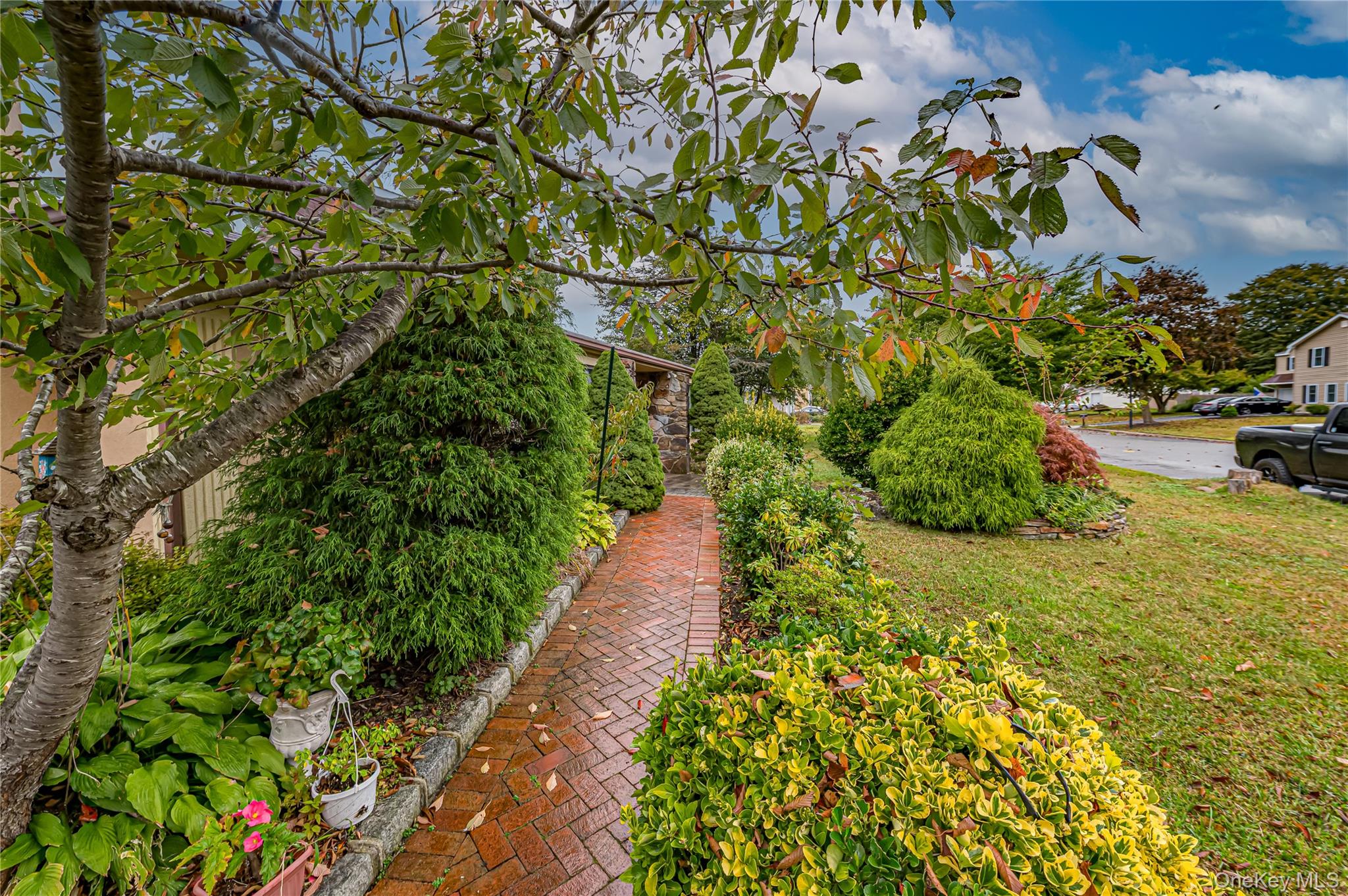 8 Marie Crescent – For Sale photo 7