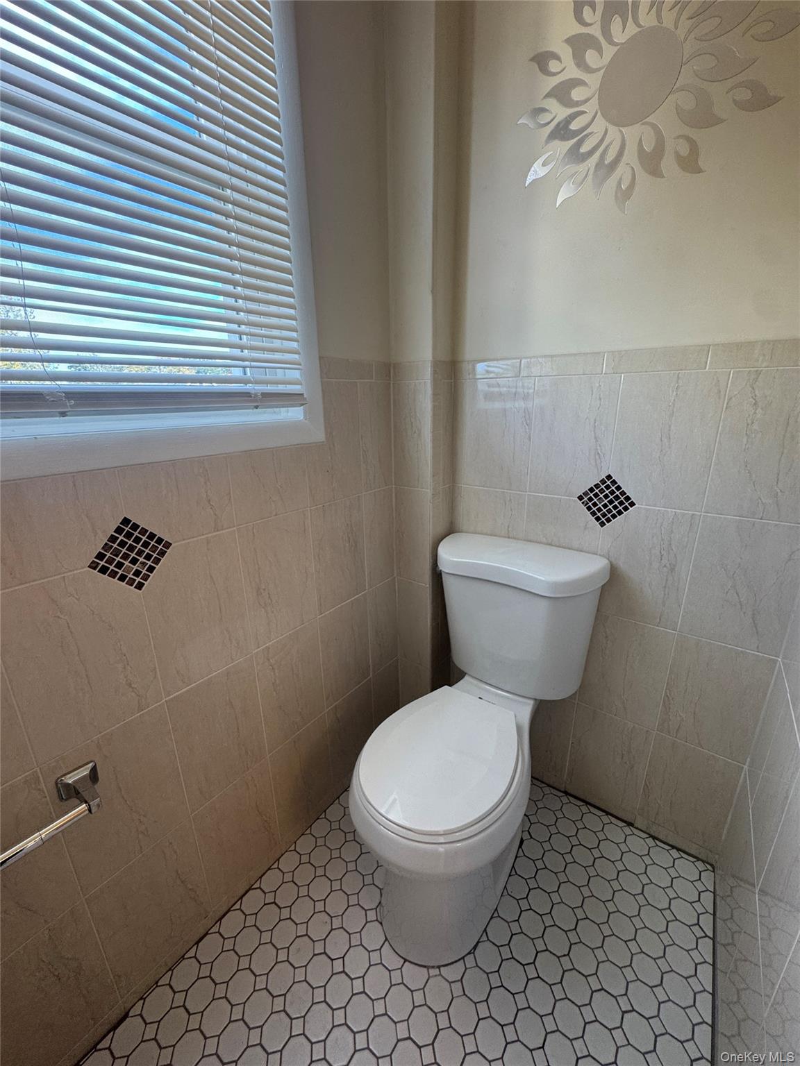 10 Colt Avenue – For Rent photo 12
