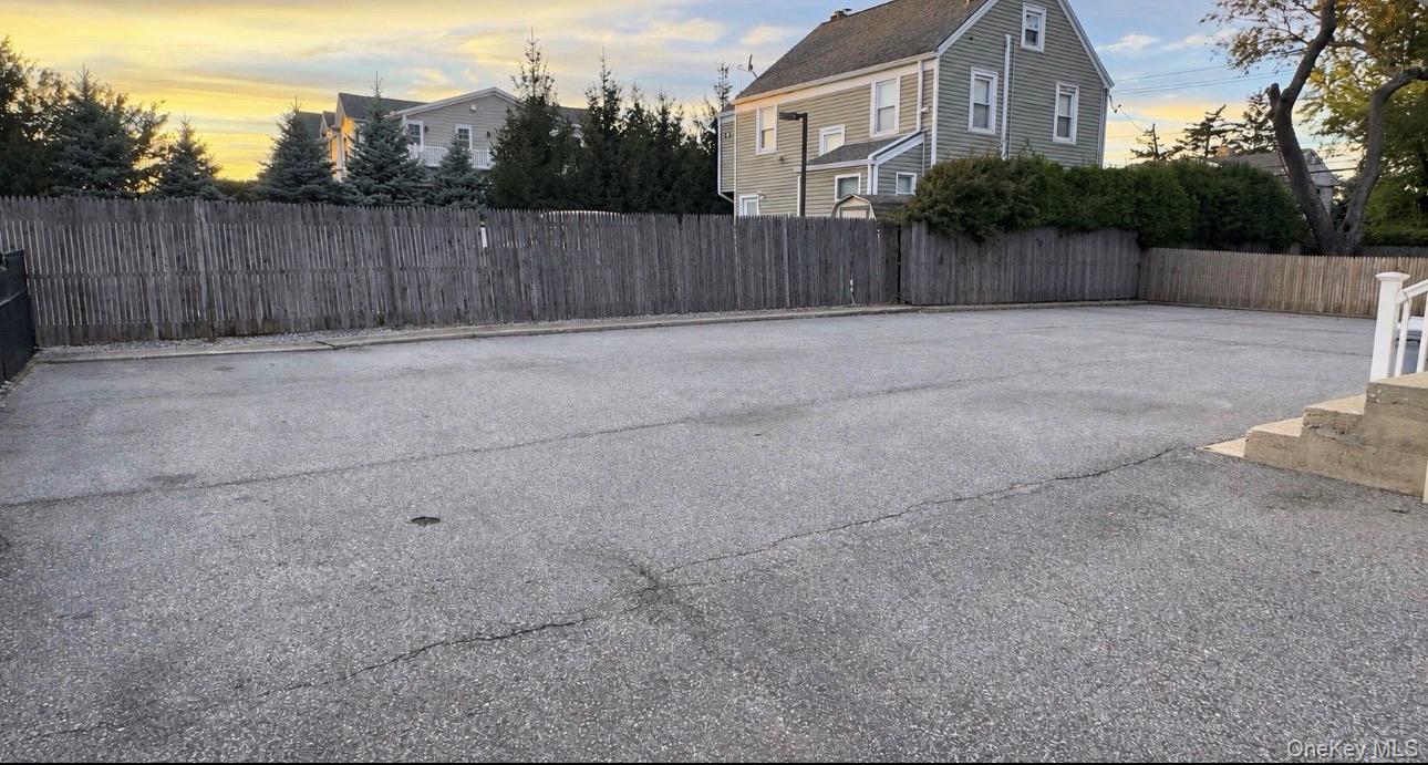 10 Colt Avenue – For Rent photo 18