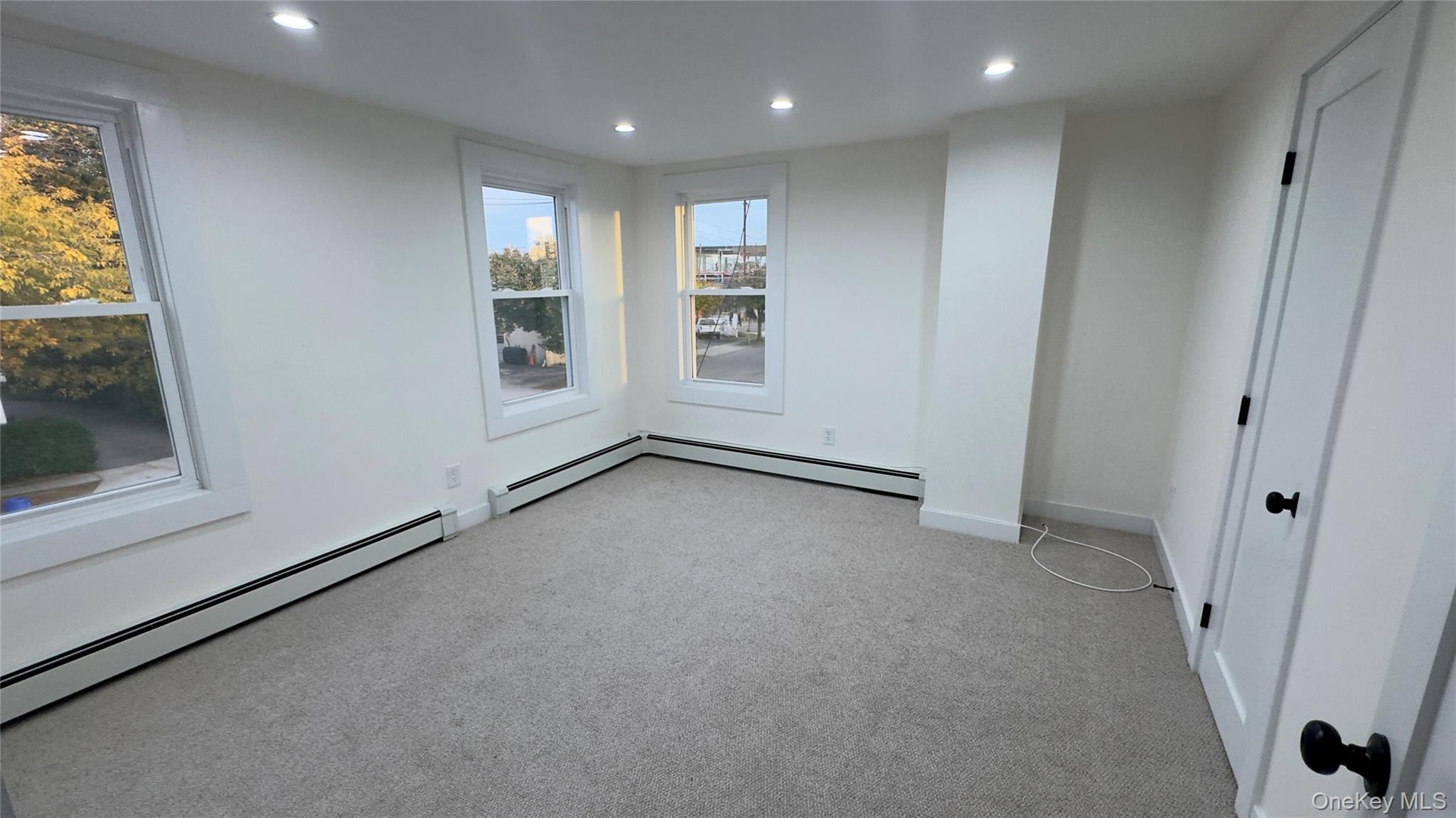 10 Colt Avenue – For Rent photo 5