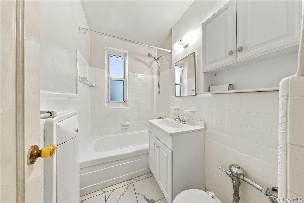 3325 81 Street, Unit 2E photo 17