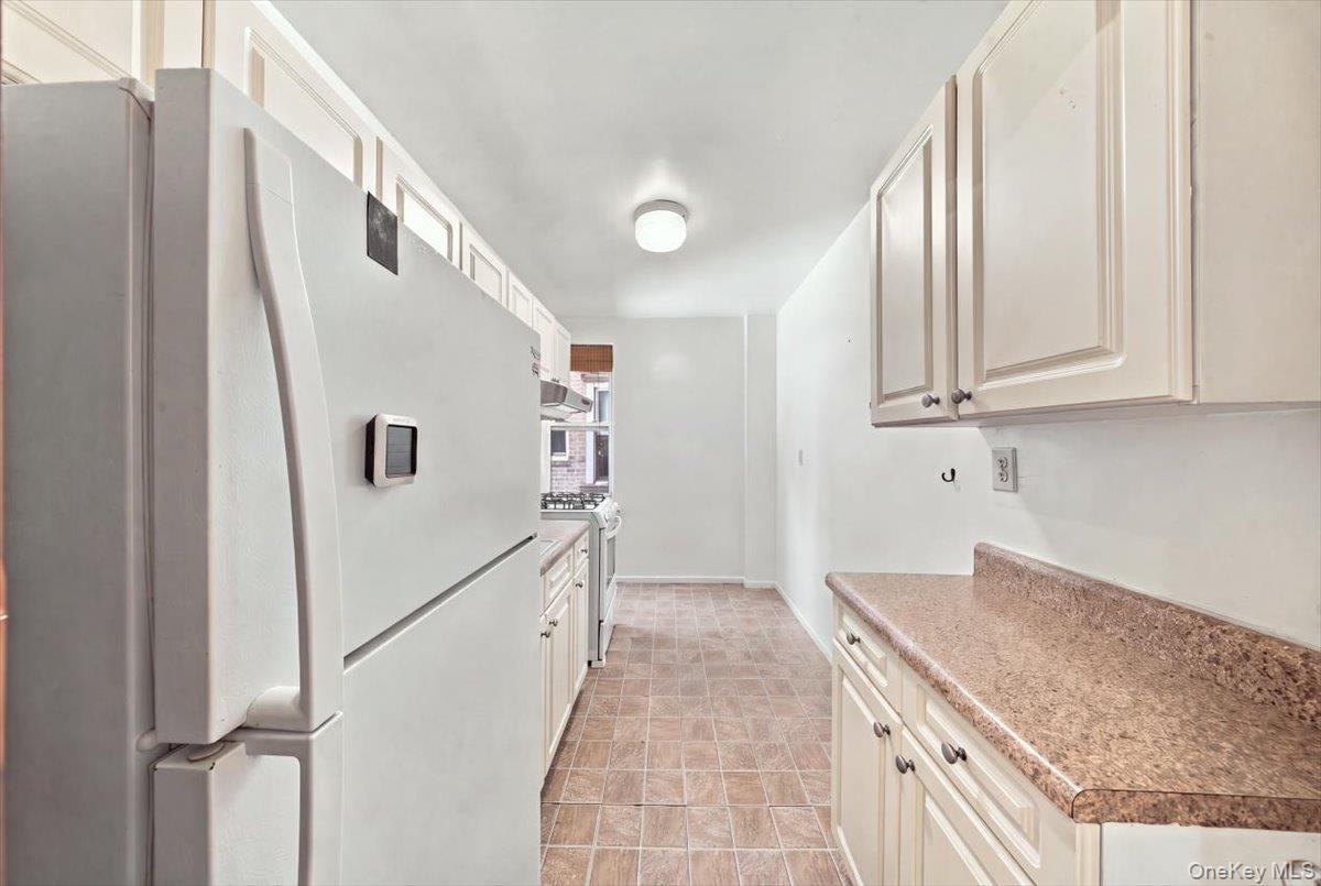 3325 81 Street, Unit 2E photo 10