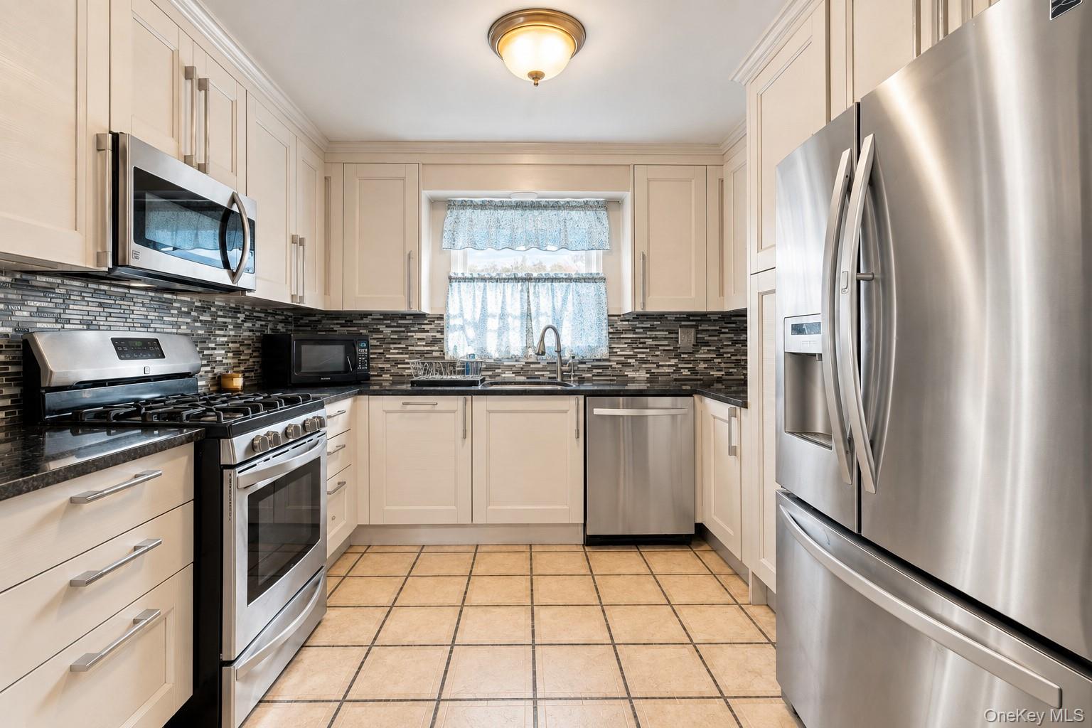 146 Overlook Street – For Sale photo 17