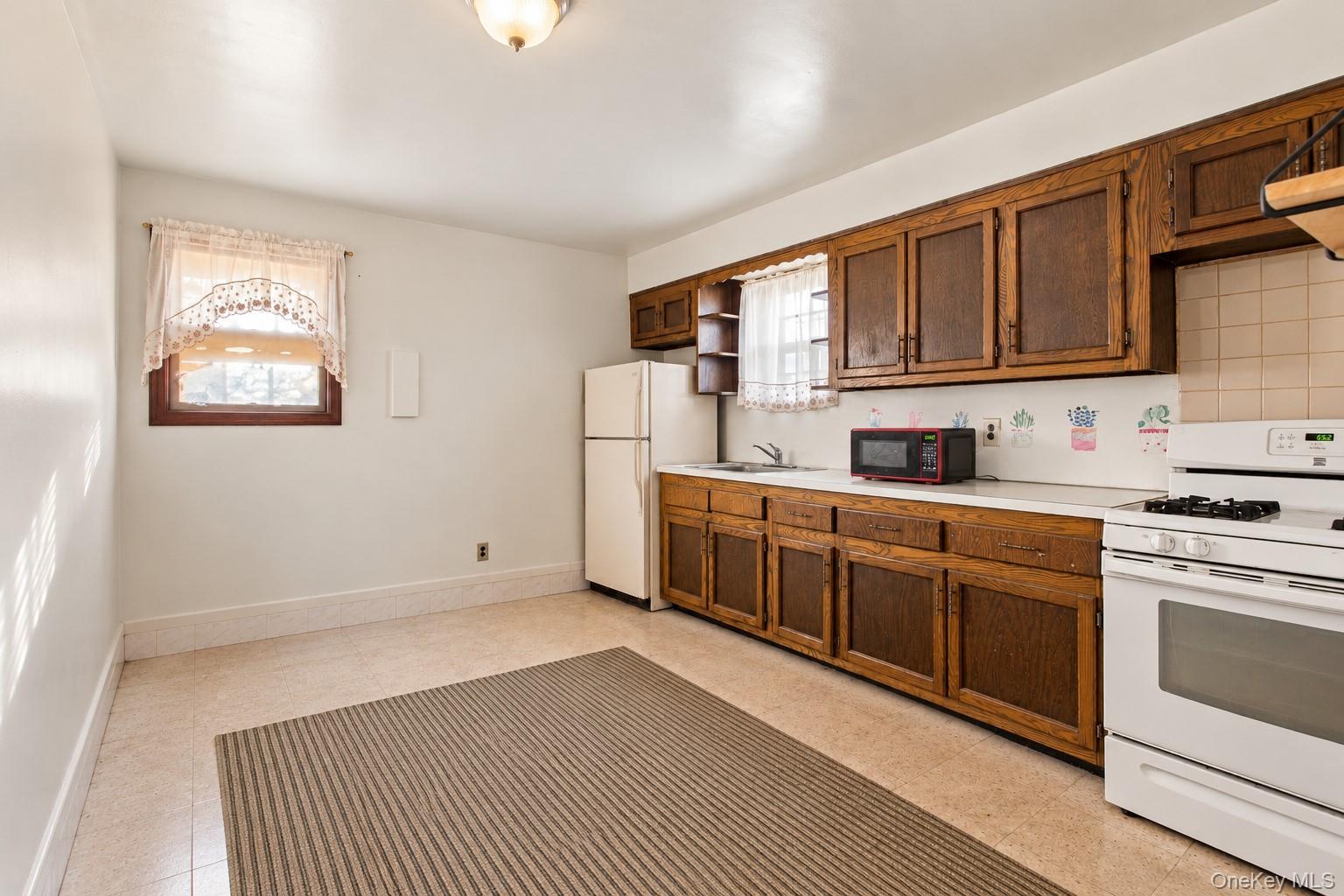 146 Overlook Street – For Sale photo 32