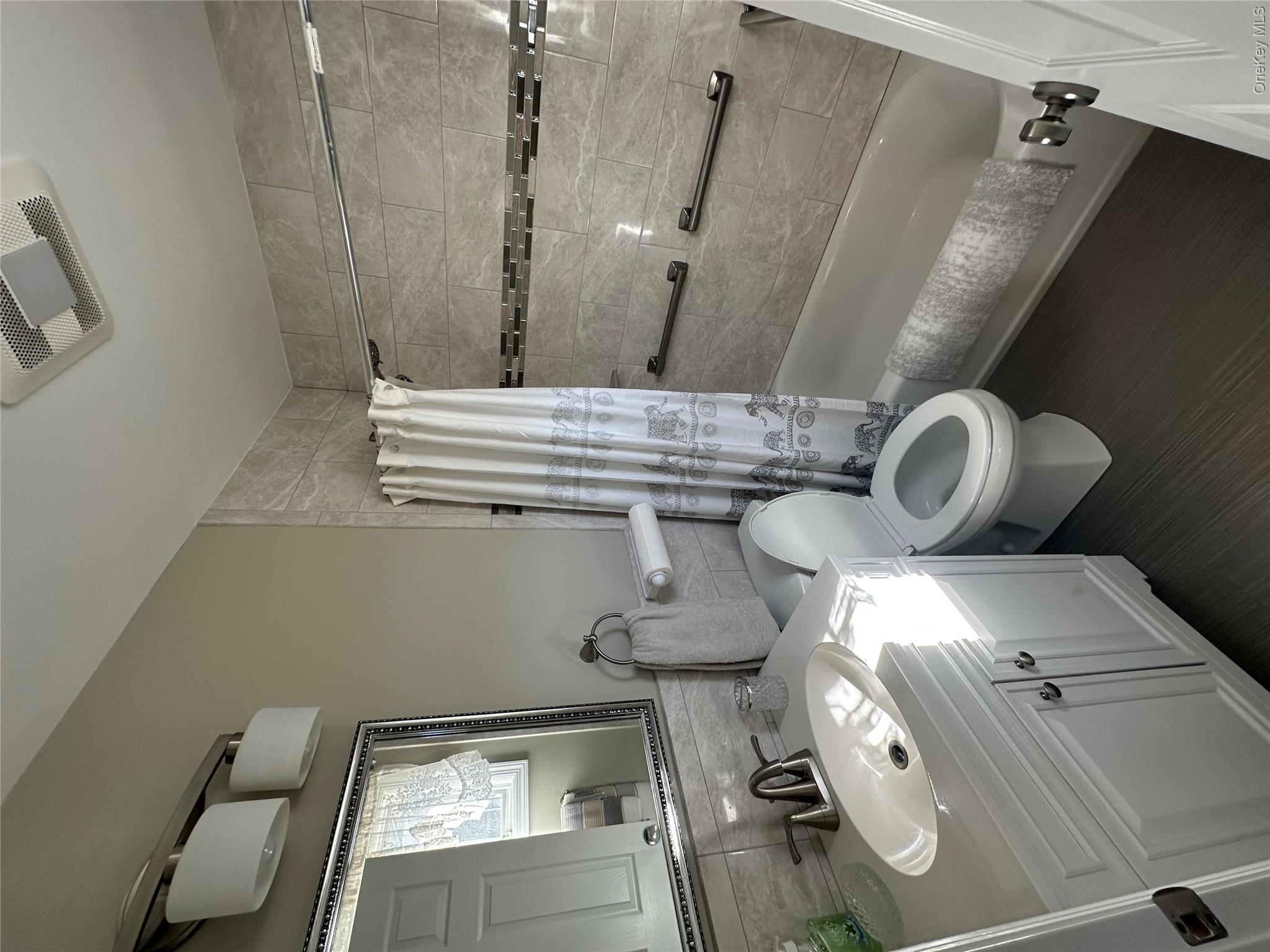 1009 Joselson Avenue – For Sale photo 15