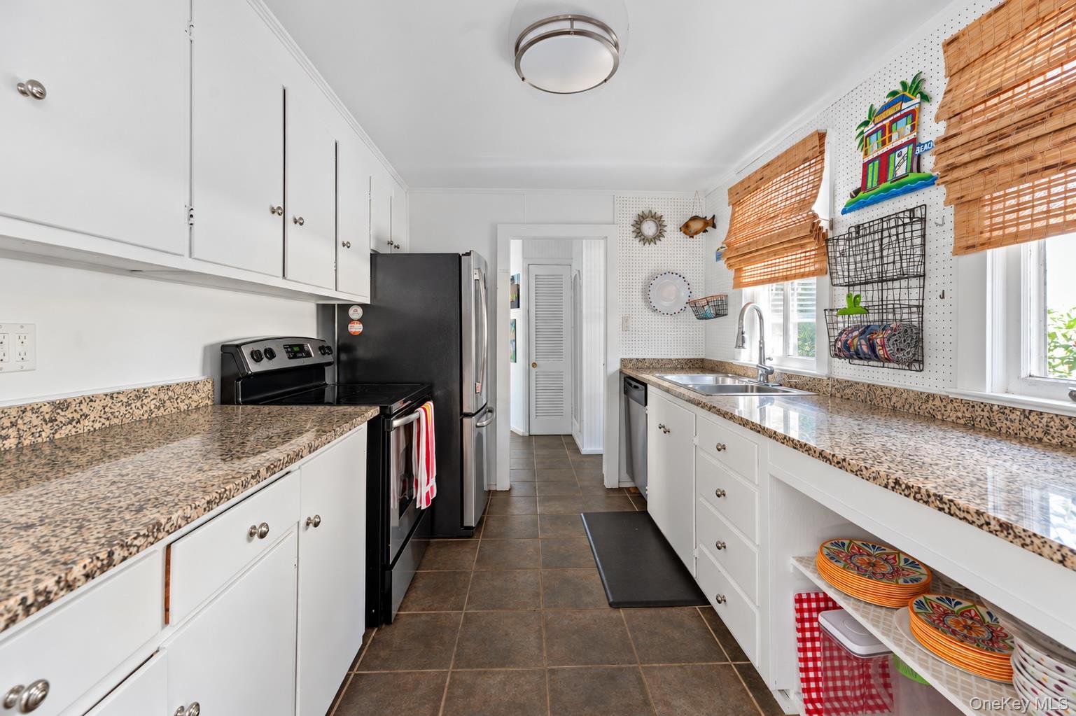 330 Dehnhoff Walk – For Sale photo 9