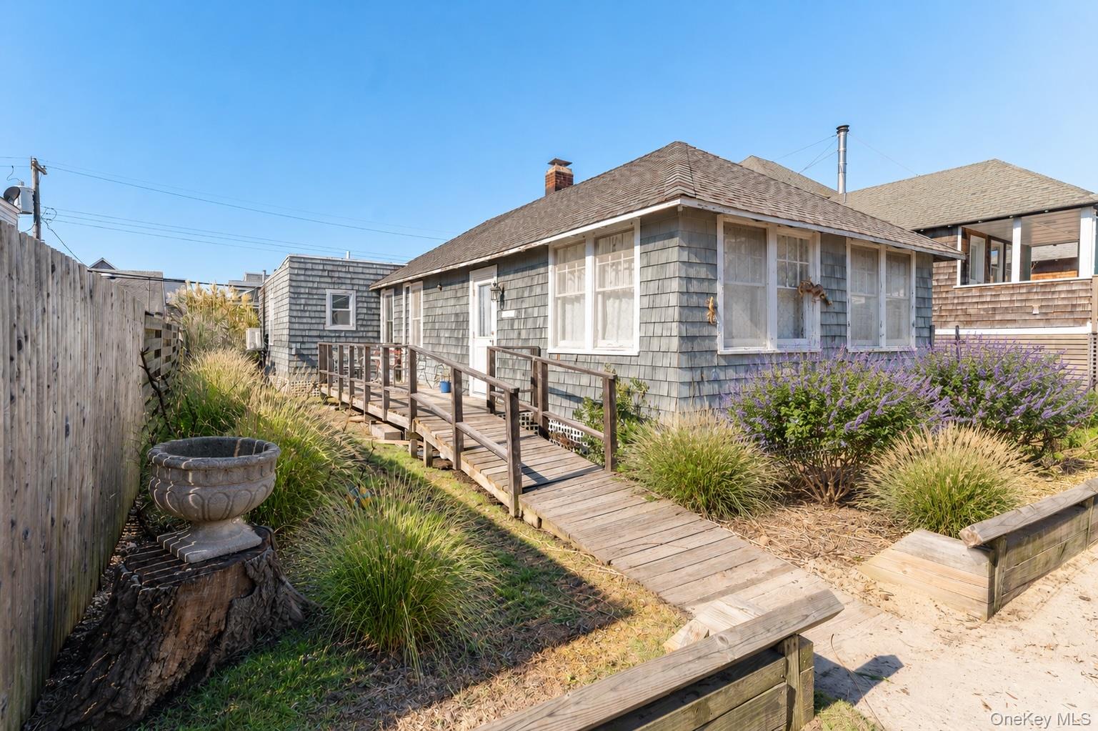 330 Dehnhoff Walk – For Sale photo 3