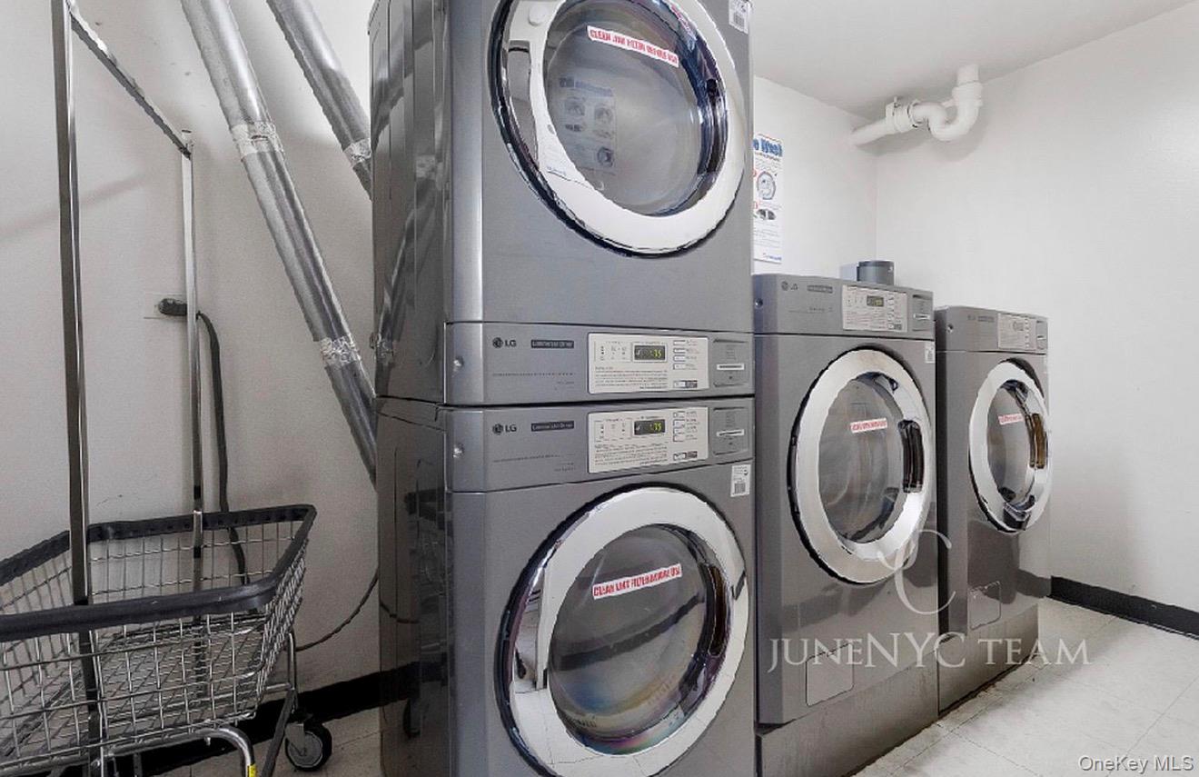 15038 Union Turnpike, Unit 4L photo 11