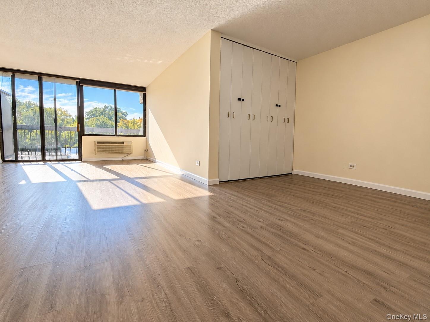 15038 Union Turnpike, Unit 4L photo 9
