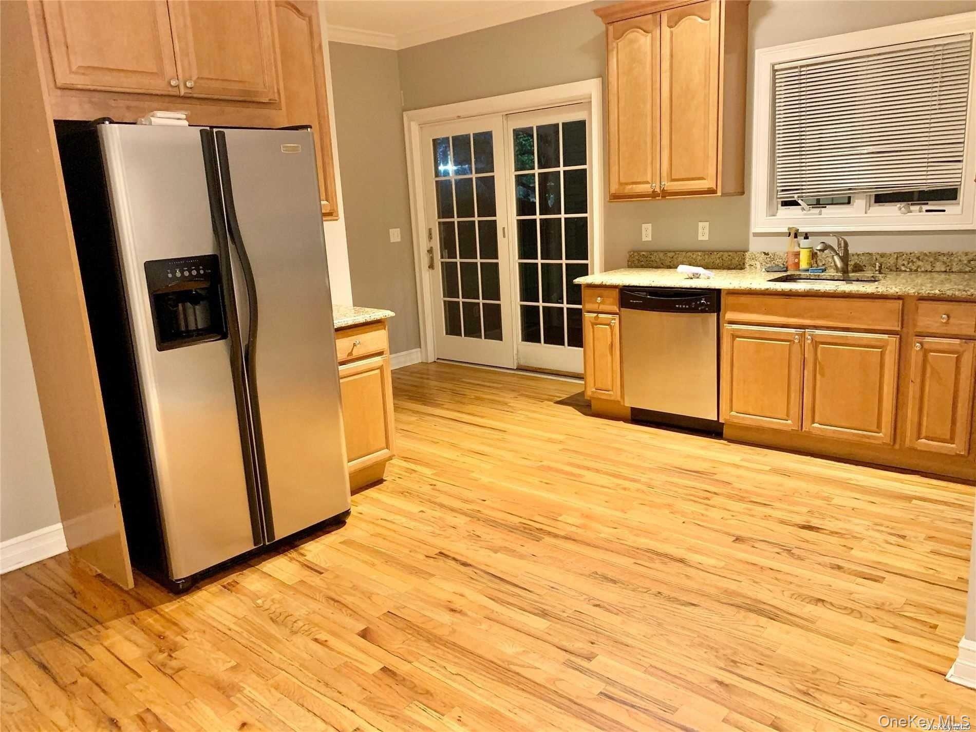 1 Owen Street, Unit B photo 11