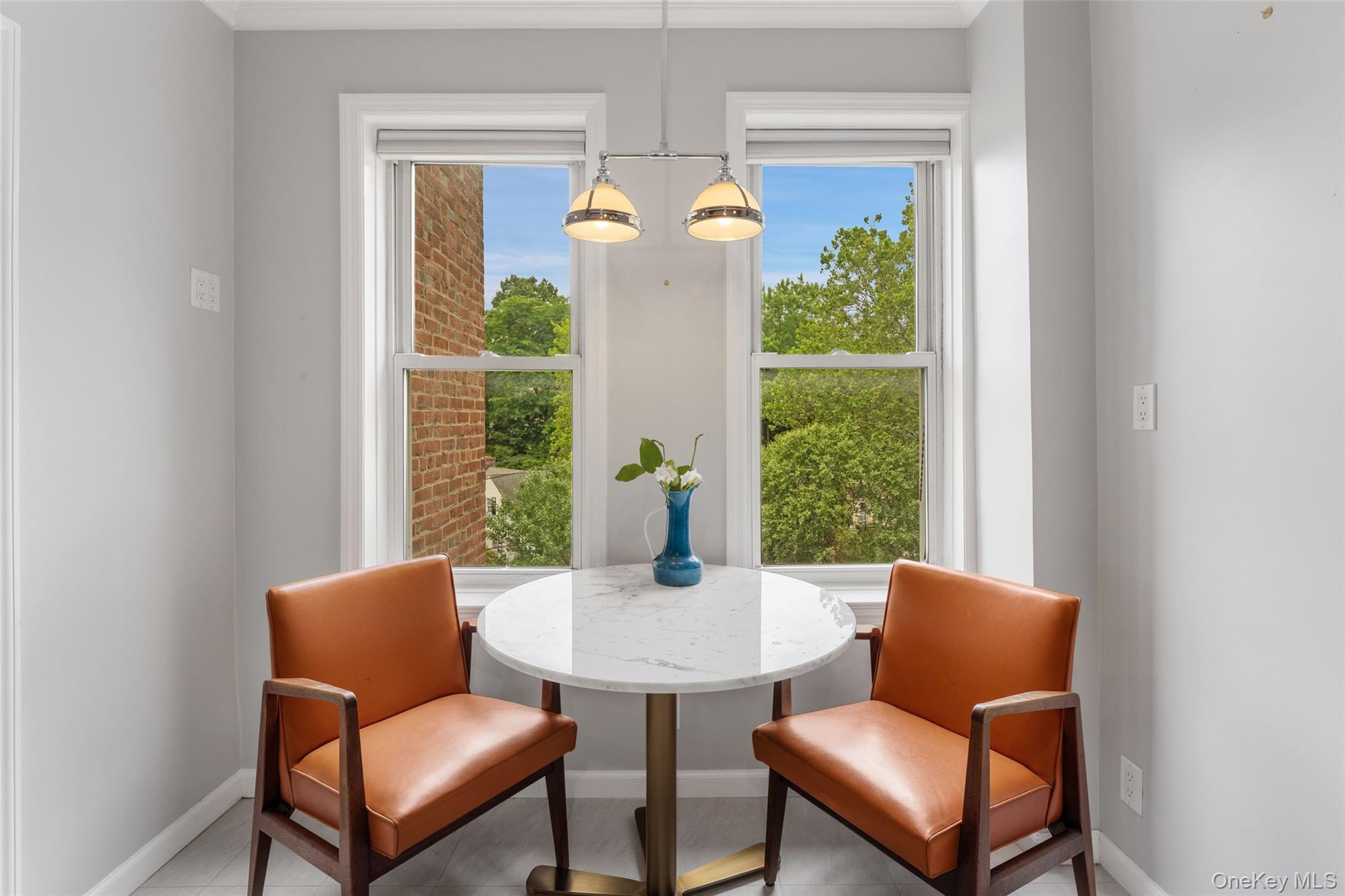 280 Bronxville Road, Unit 8B
