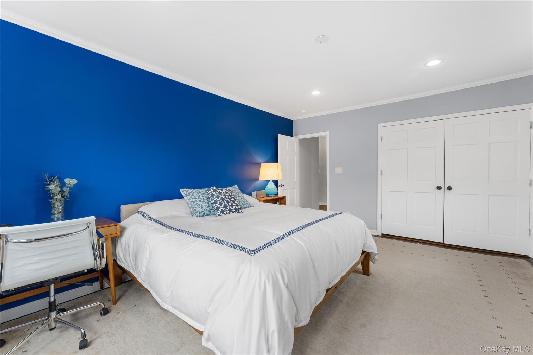 280 Bronxville Road, Unit 8B photo 8
