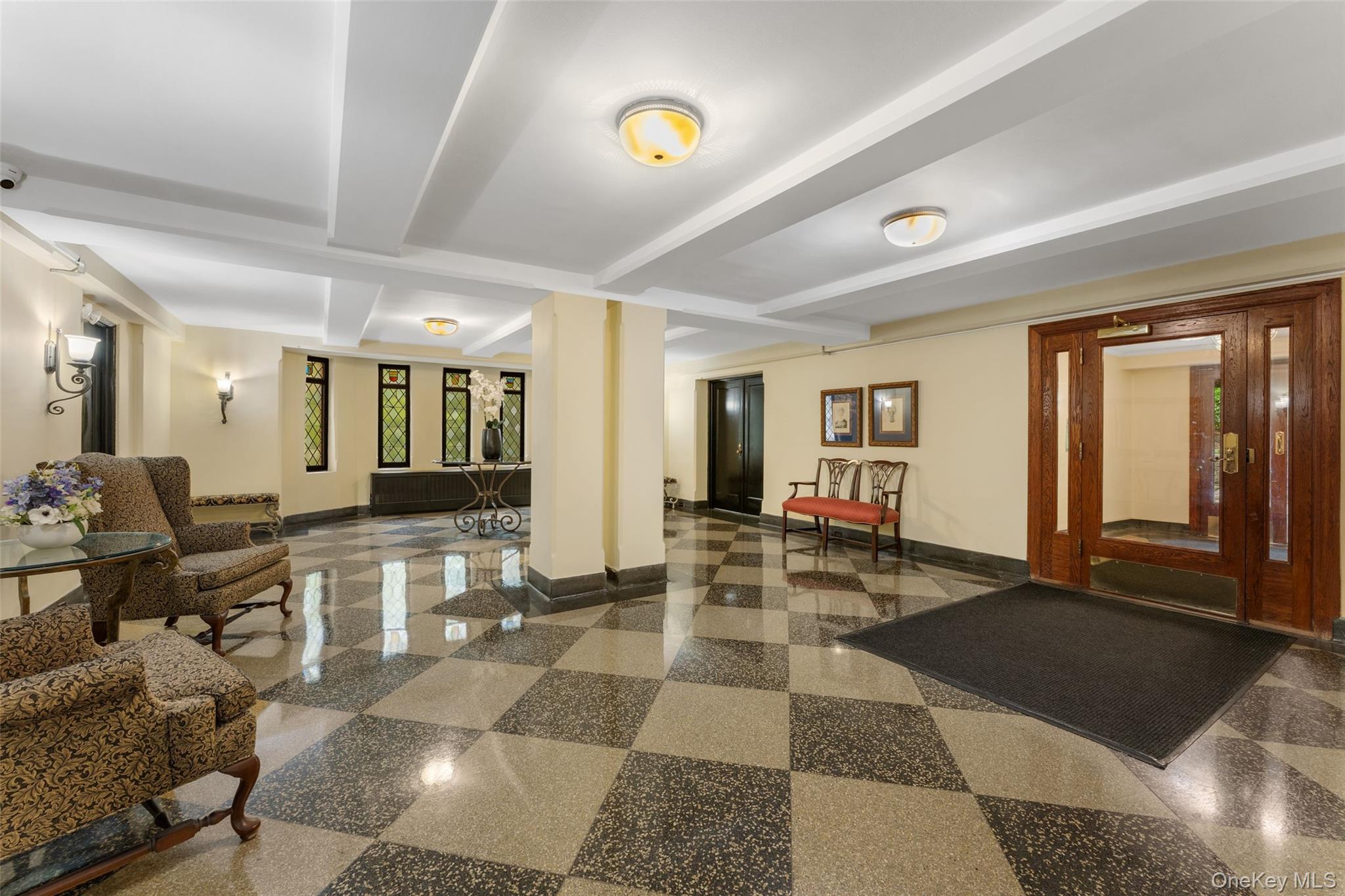 280 Bronxville Road, Unit 8B photo 11