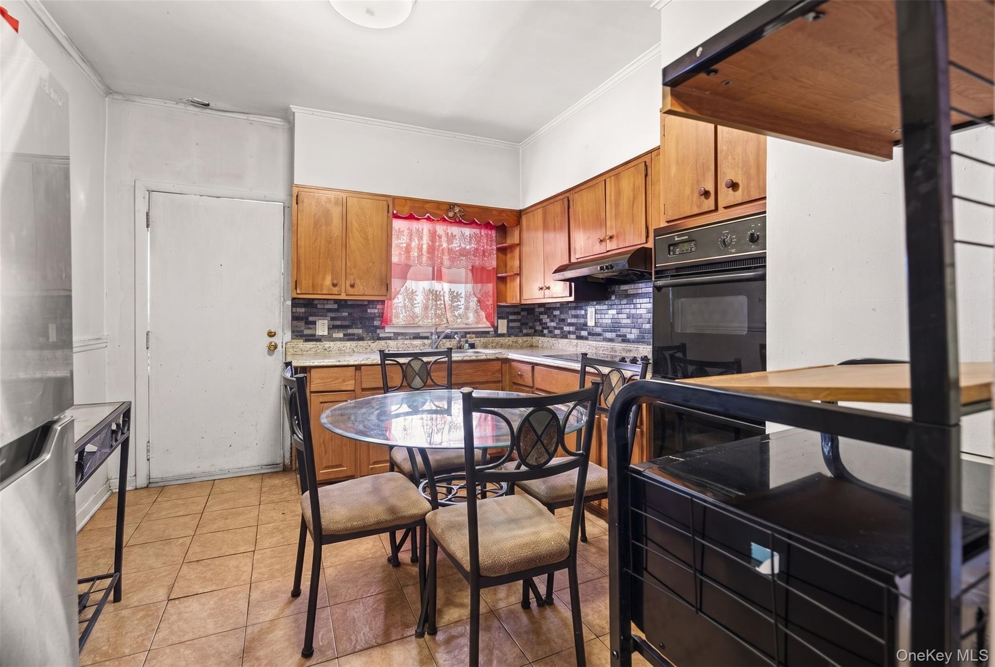 30 Saratoga Avenue – For Sale photo 11