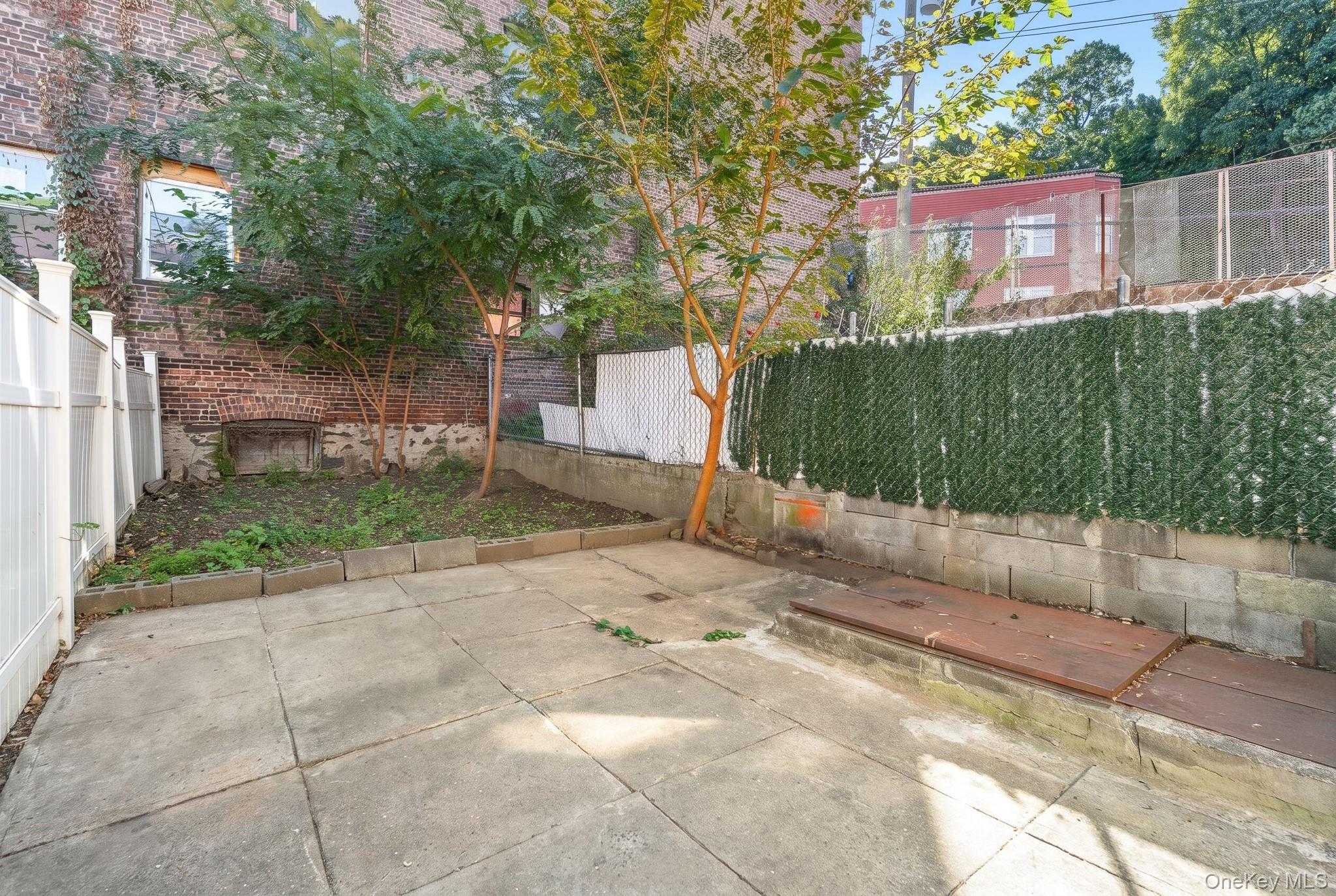 30 Saratoga Avenue – For Sale photo 14
