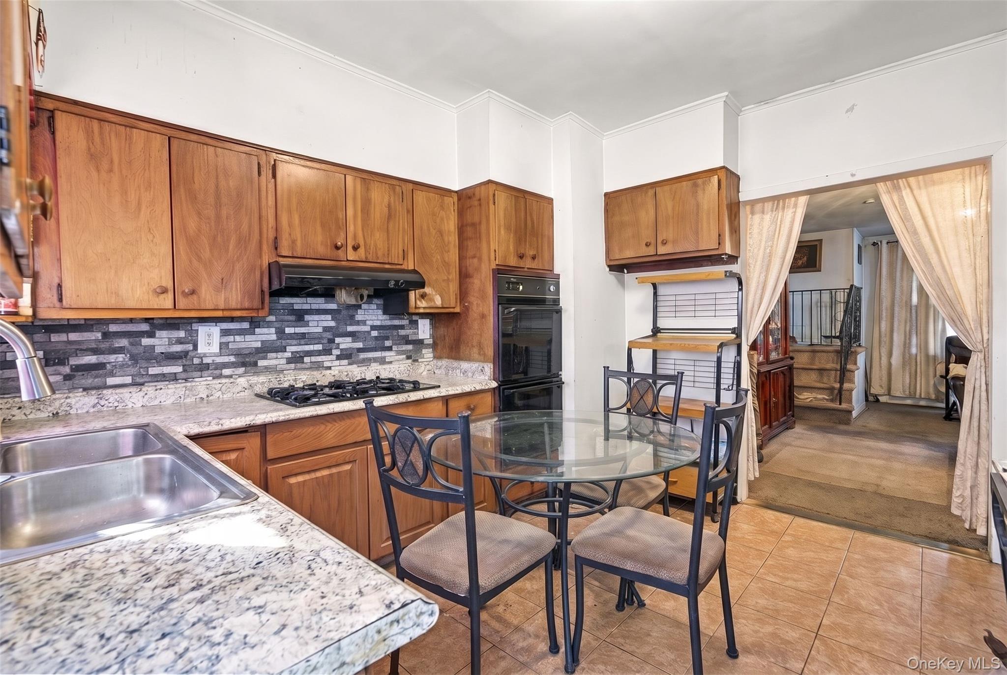 30 Saratoga Avenue – For Sale photo 10