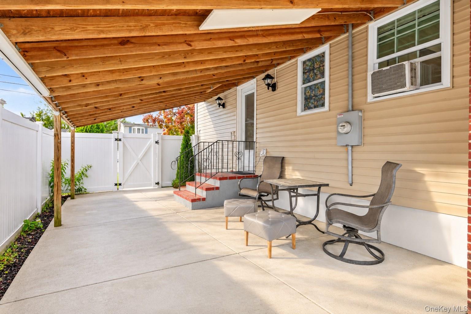 1523 2nd Street – For Sale photo 27