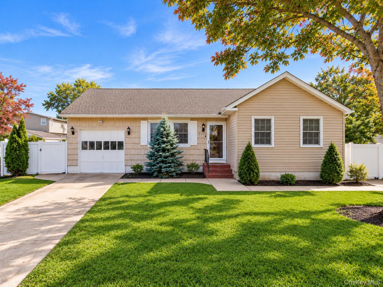 1523 2nd Street – For Sale