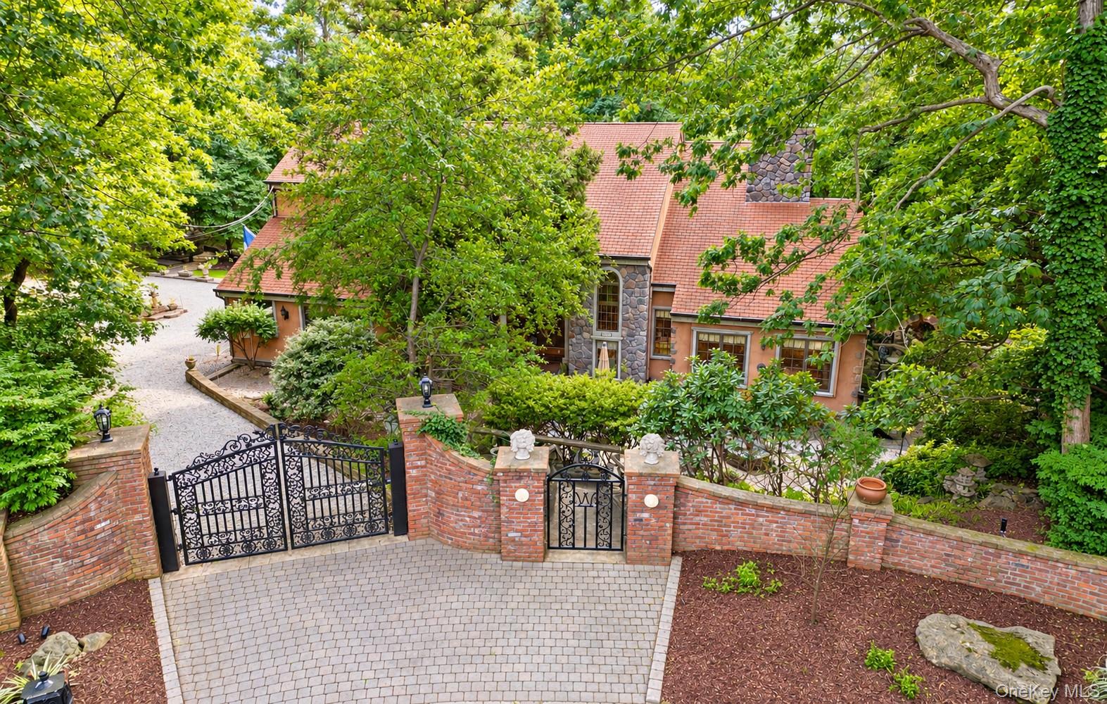 5 Constance Court – For Sale