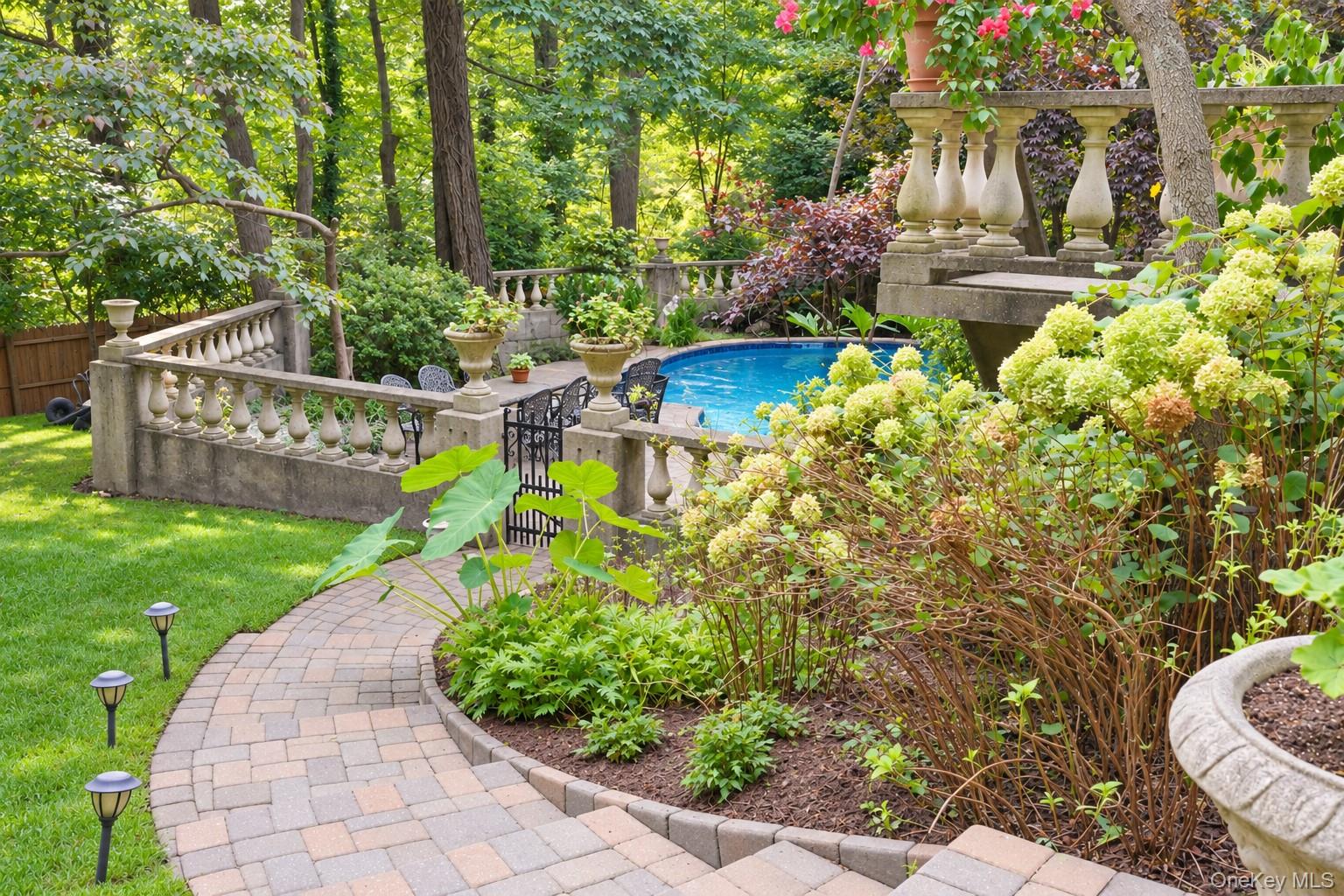 5 Constance Court – For Sale photo 3