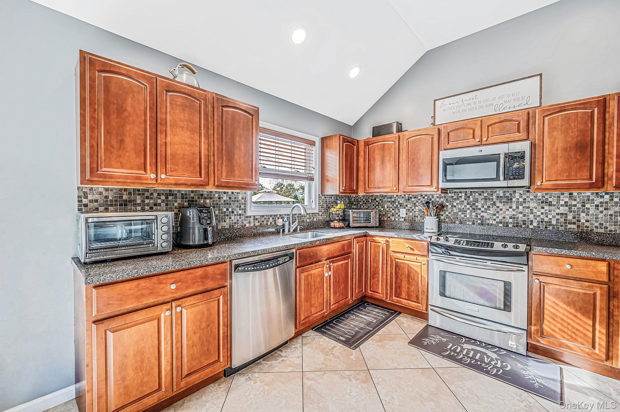 38 Monty Drive – For Sale photo 5