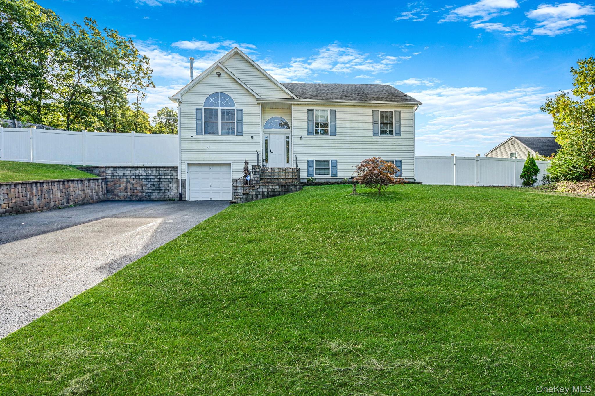 38 Monty Drive – For Sale