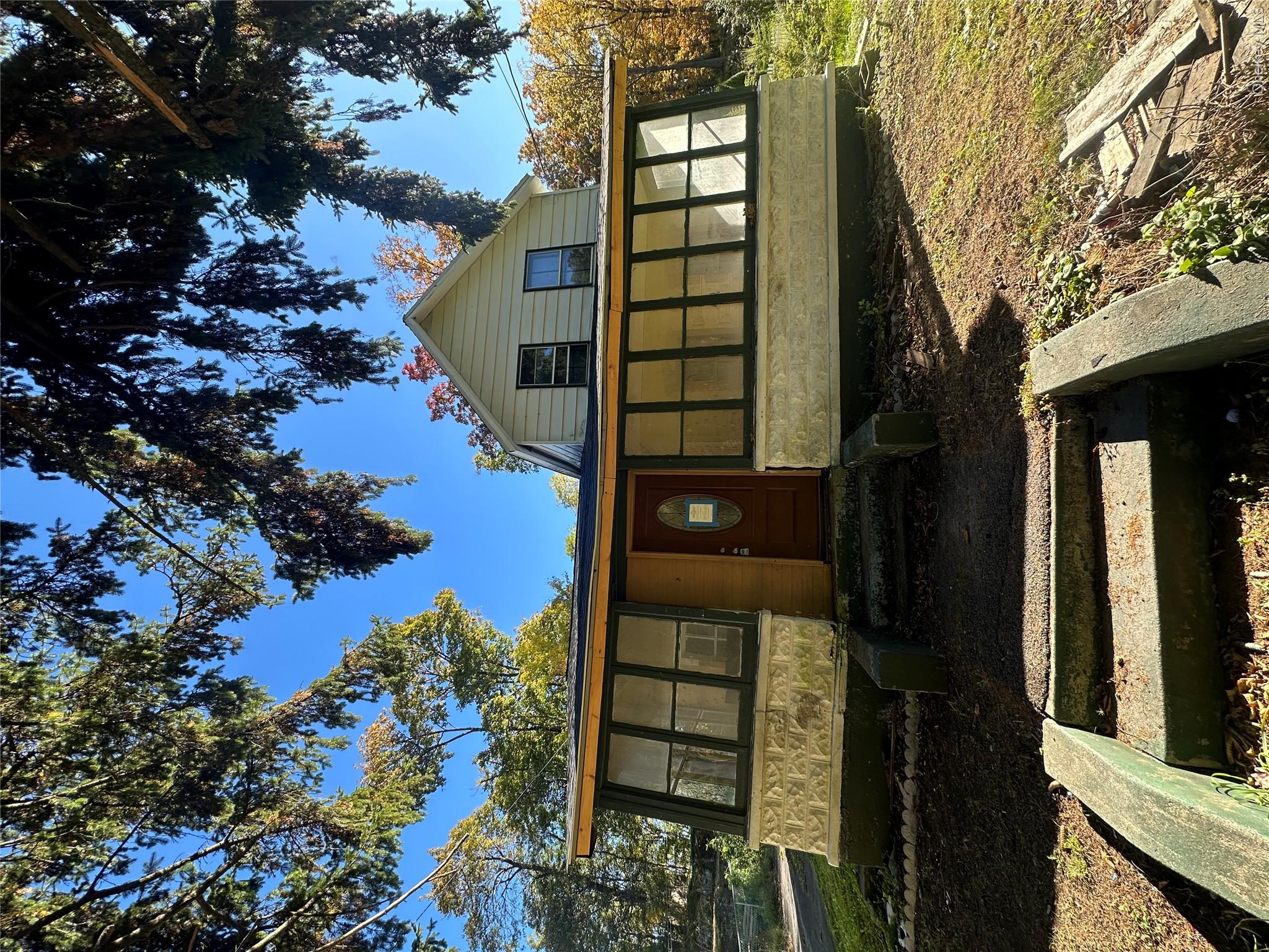 51 Martins Hill Rd – For Sale