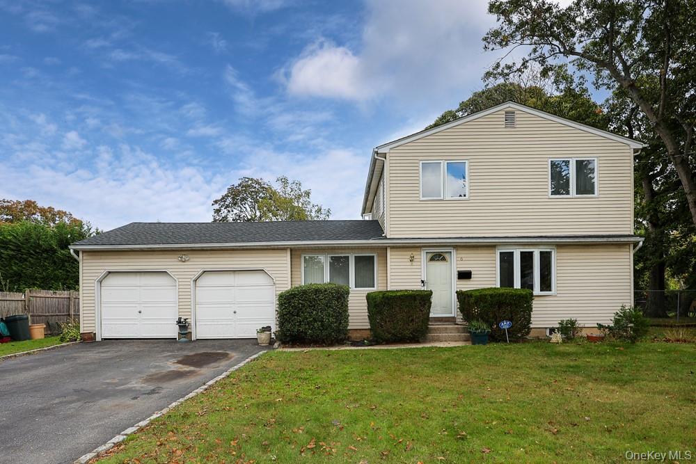 6 Pineview Boulevard – For Sale photo 2