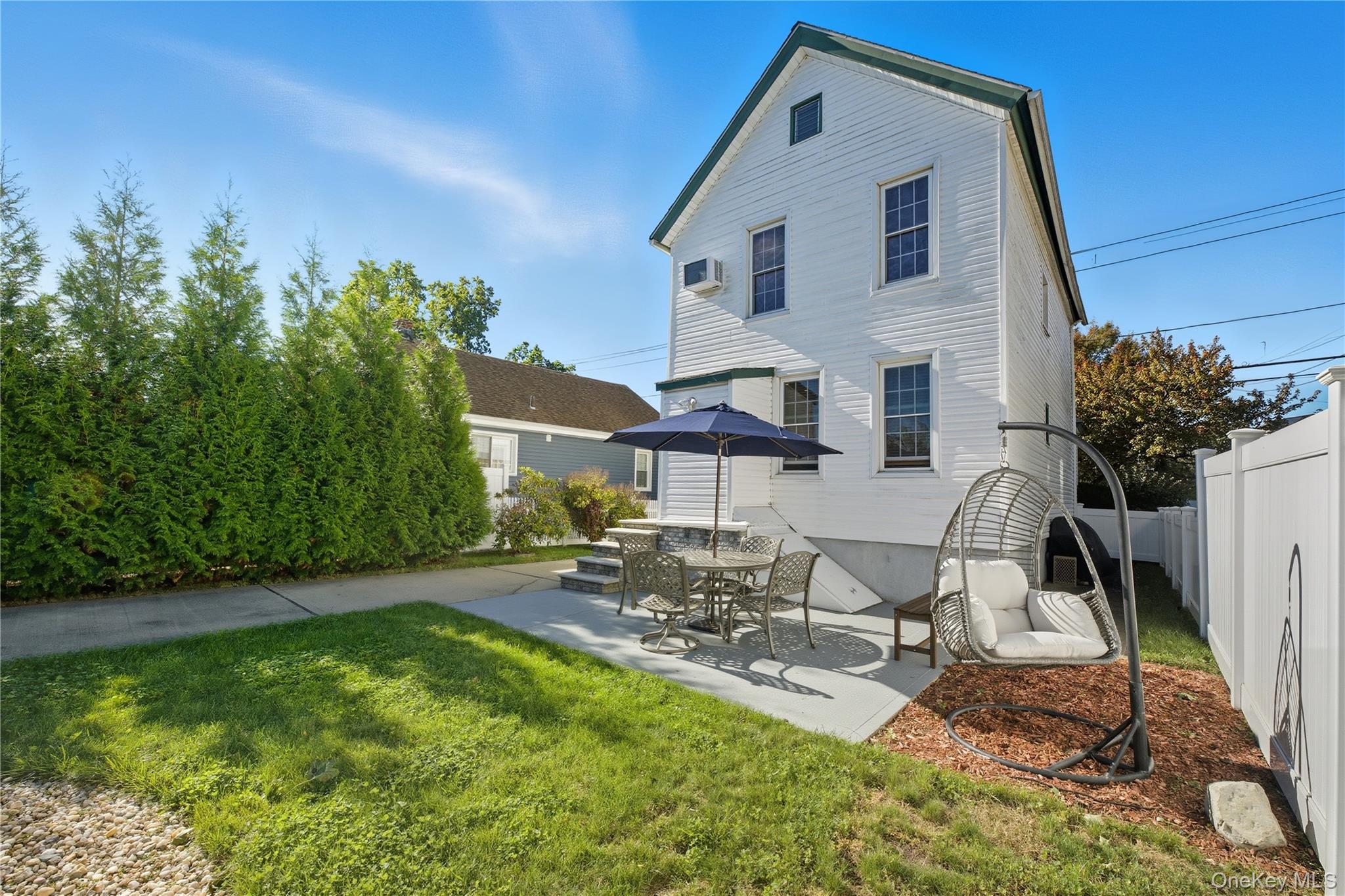 105 Barwick Street – For Sale photo 29