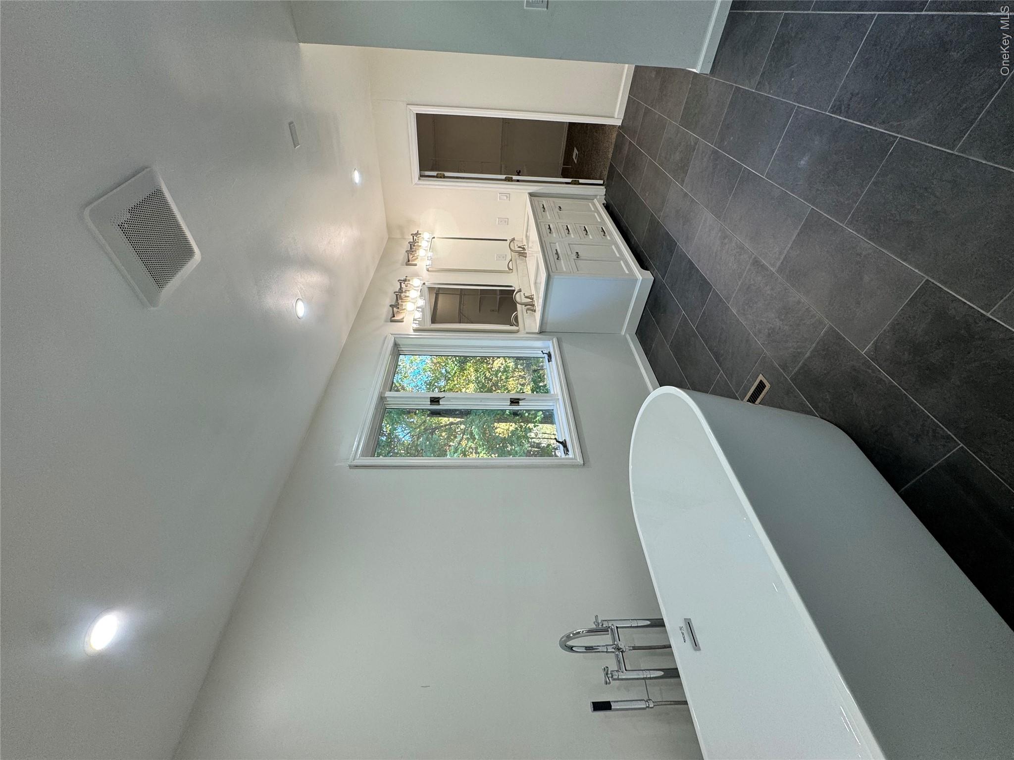 57 Innsbruck Boulevard – For Sale photo 23