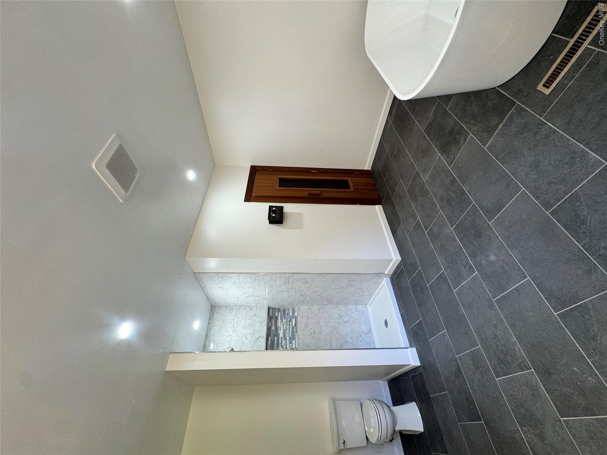 57 Innsbruck Boulevard – For Sale photo 22