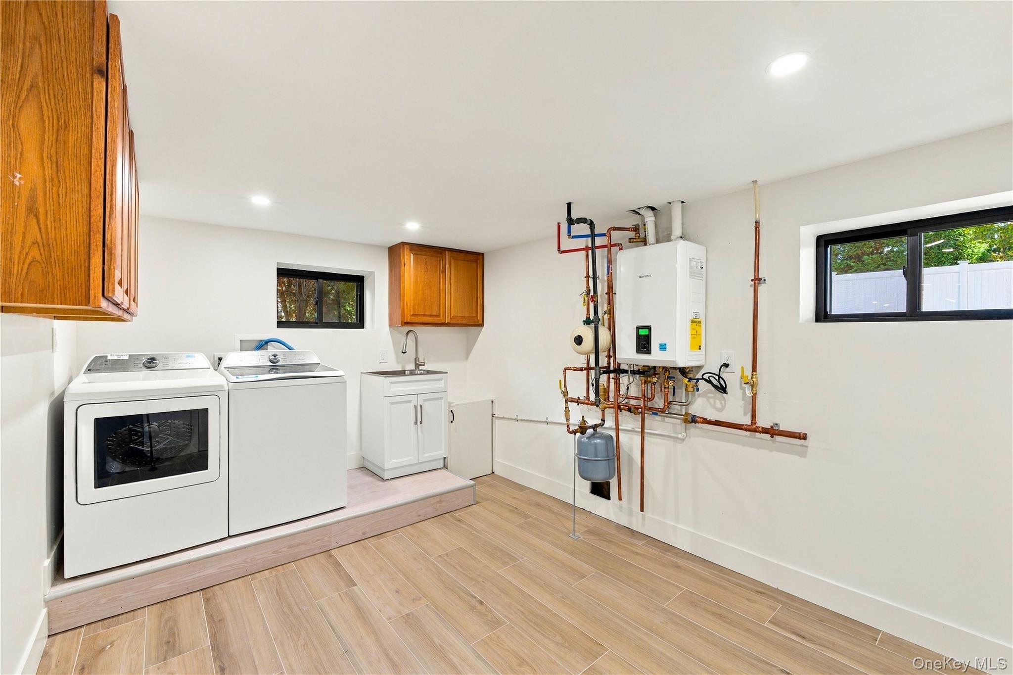 1954 Brook Park Drive – For Sale photo 34