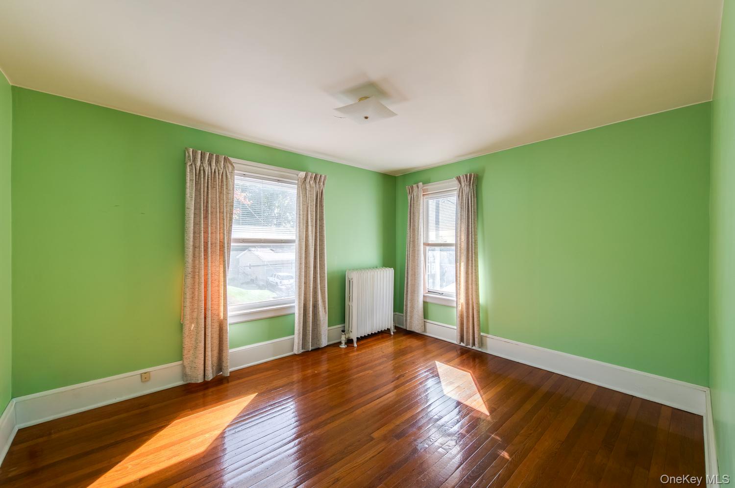 38 Roosevelt Avenue – For Sale photo 23