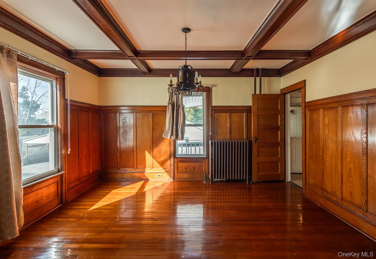 38 Roosevelt Avenue – For Sale photo 9