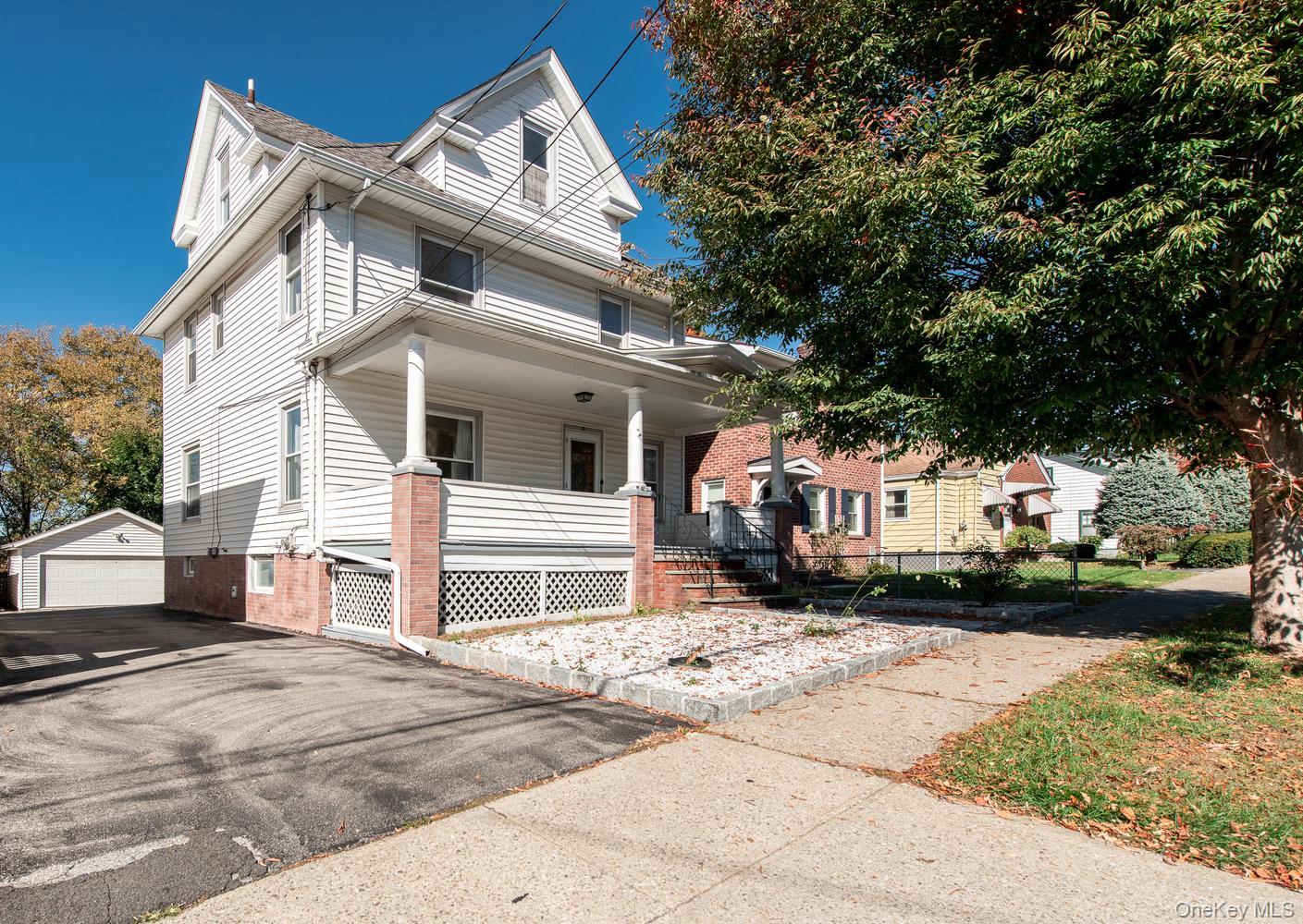 38 Roosevelt Avenue – For Sale photo 2