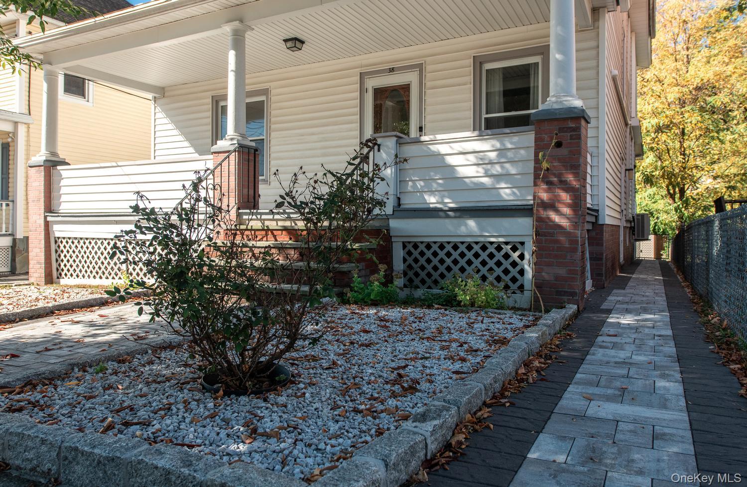38 Roosevelt Avenue – For Sale photo 3