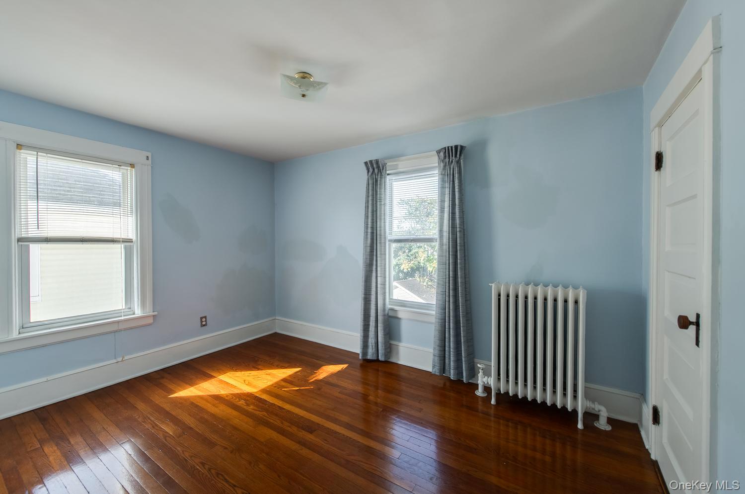 38 Roosevelt Avenue – For Sale photo 24